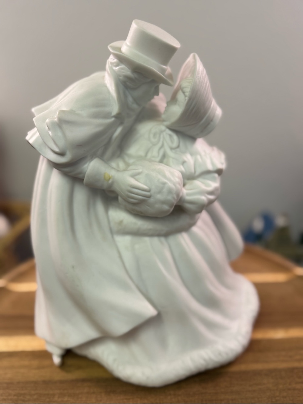 Dept 56 Silhouette Porcelain Victorian Ice Skating Couple Figurine -